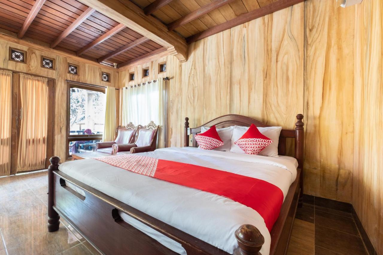 Oyo 1425 Beach Wind Bungalows Gili Trawangan Exterior photo